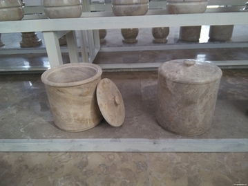 云南活发石材 匠心雕琢自然之美，产品展示与加工艺术