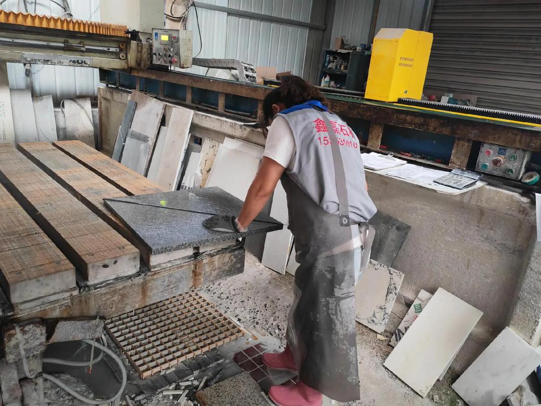 石材加工背后的辛勤耕耘——向美女老板娘致敬